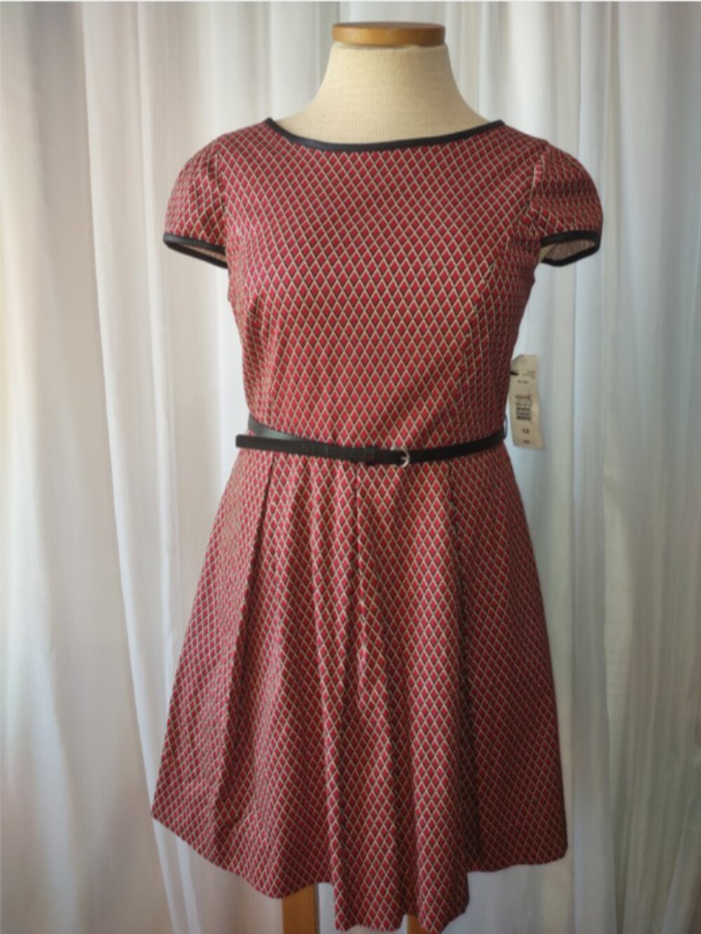 Isabel & Nina black, red and tan dress with belt size 12